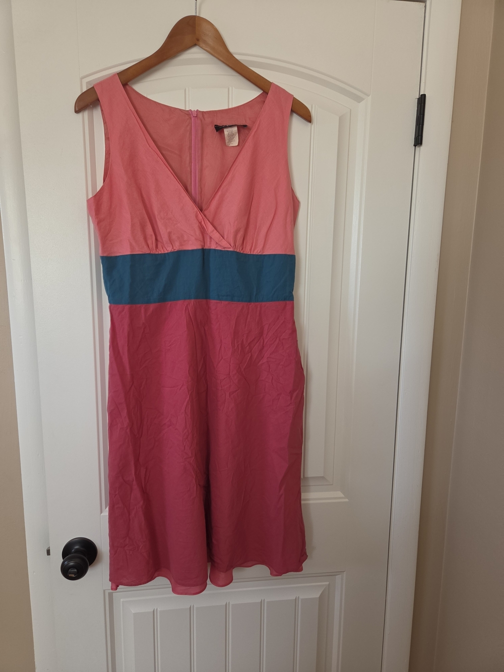 Tailor B. Moss Pink and Teal Sleeveless V-Neck Dress